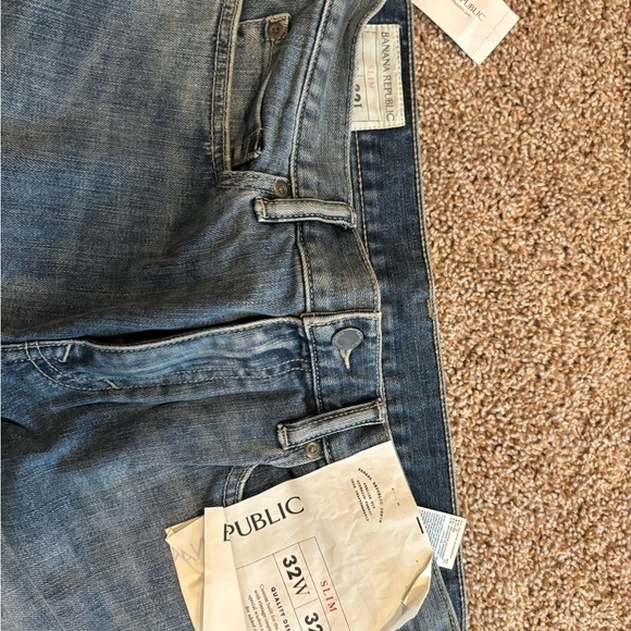 Jeans. - Picture 2 of 3